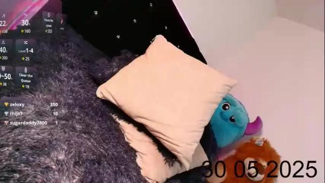 Image 6 of nahiavictoria Stream on Chaturbate on 10 days ago