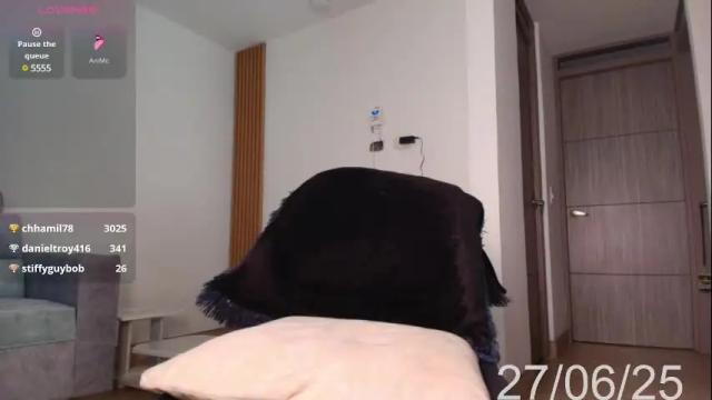 Image 7 of nahiavictoria Stream on Chaturbate on 28 days ago