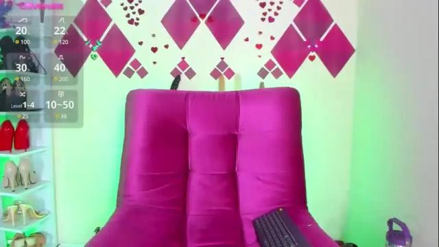 Image 3 of nahlaghaada Stream on Chaturbate on 1 month ago