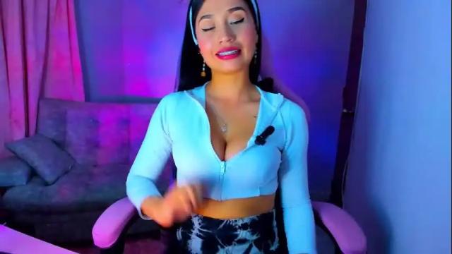 Image 12 of nahomekuperth Stream on Chaturbate on 26 days ago