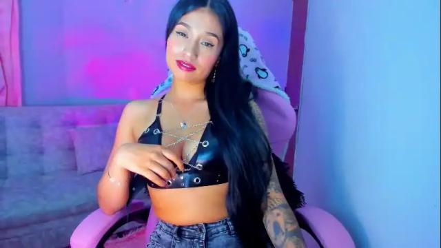Image 3 of nahomekuperth Stream on Chaturbate on 1 month ago