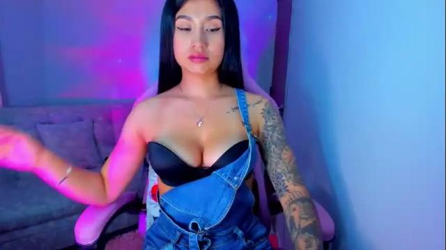 Image 6 of nahomekuperth Stream on Chaturbate on 5 months ago