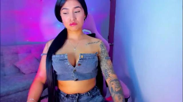 Image 3 of nahomekuperth Stream on Chaturbate on 5 months ago