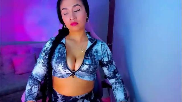 Image 4 of nahomekuperth Stream on Chaturbate on 5 months ago