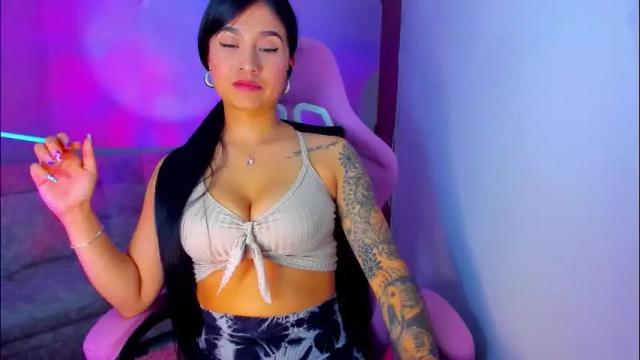 Image 4 of nahomekuperth Stream on Chaturbate on 4 months ago