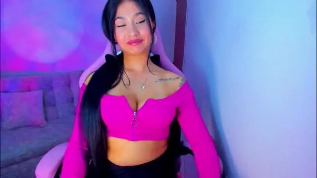 Image 2 of nahomekuperth Stream on Chaturbate on 4 months ago