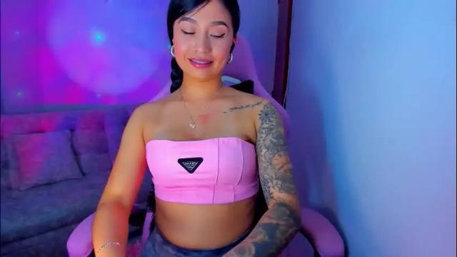 Image 11 of nahomekuperth Stream on Chaturbate on 4 months ago