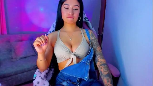 Image 8 of nahomekuperth Stream on Chaturbate on 4 months ago