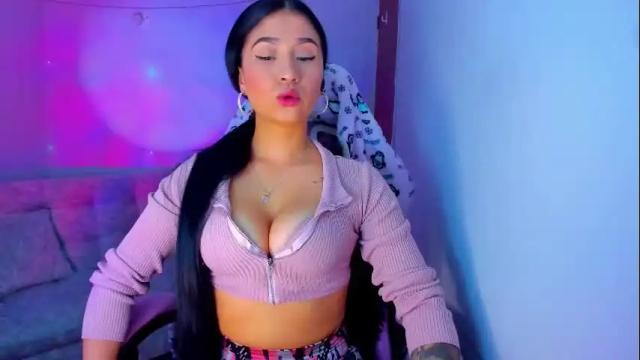 Image 6 of nahomekuperth Stream on Chaturbate on 4 months ago