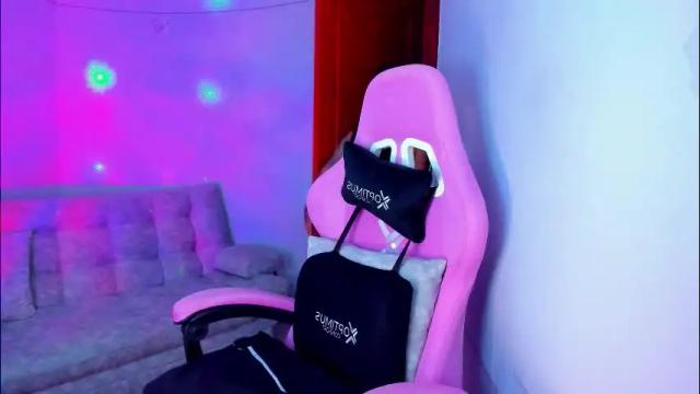 Thumbnail 1, nahomekuperth's Stream at Chaturbate, 3 months ago