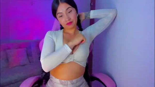 Image 7 of nahomekuperth Stream on Chaturbate on 3 months ago