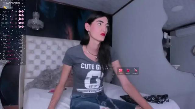 Image 6 of nahomi_jonnes Stream on Chaturbate on 14 months ago