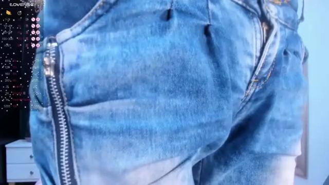 Image 12 of nahomi_jonnes Stream on Chaturbate on 14 months ago