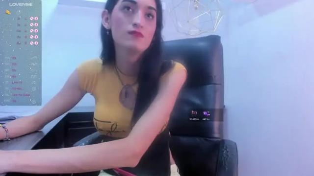 Image 10 of nahomi_jonnes Stream on Chaturbate on 14 months ago