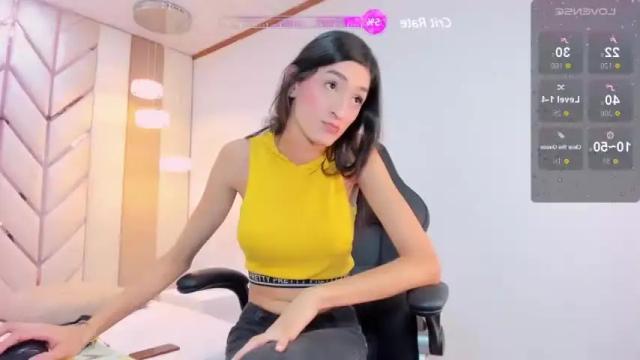 Image 10 of nahomi_jonnes Stream on Chaturbate on 13 months ago