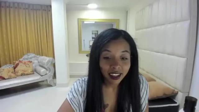Image 12 of nahomi_kampbell Stream on Chaturbate on 17 months ago