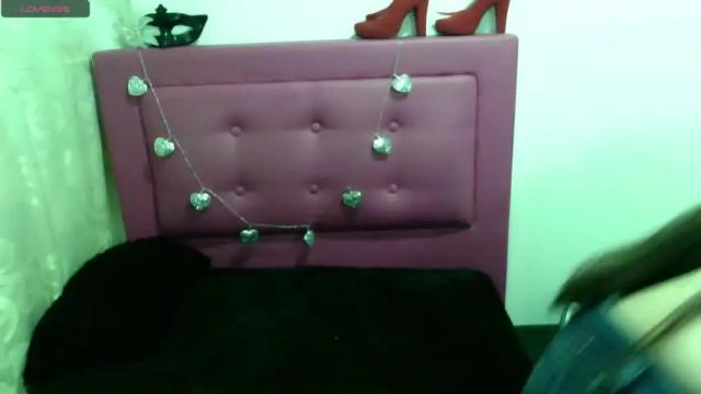 Thumbnail 2, nahomi_scott7's Stream at Chaturbate, 18 months ago