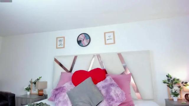 Image 3 of nahomicampbell_ Stream on Chaturbate on 12 months ago