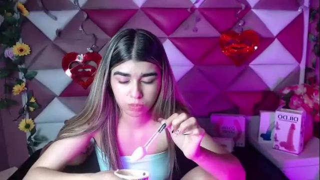 Image 12 of nahomiconnor_ Stream on Chaturbate on 2 months ago