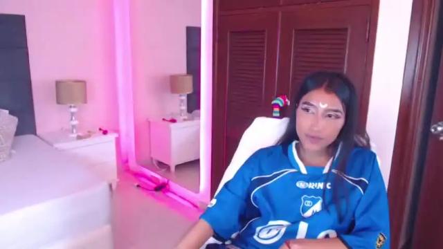 Image 2 of nahomiversage Stream on Chaturbate on 28 months ago