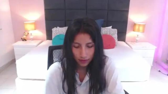 Image 7 of nahomiversage Stream on Chaturbate on 28 months ago