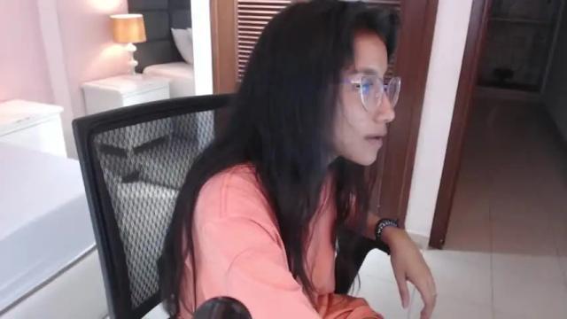 Image 3 of nahomiversage Stream on Chaturbate on 28 months ago