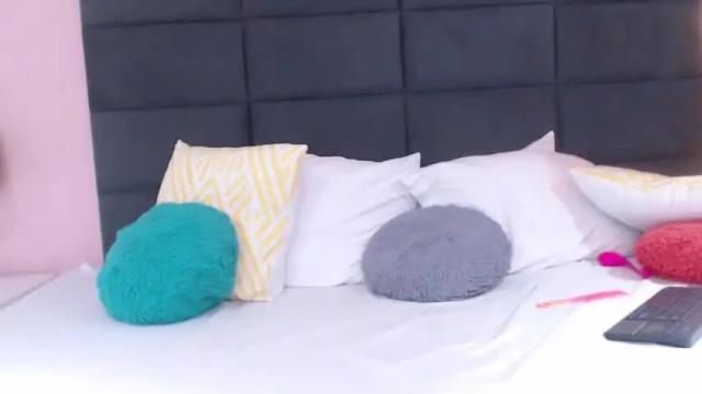 Image 3 of nahomiversage Stream on Chaturbate on 28 months ago