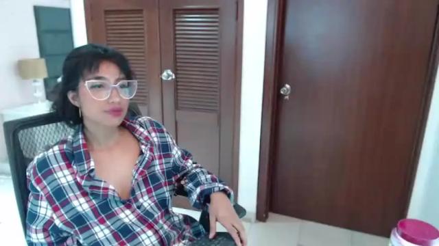 Image 3 of nahomiversage Stream on Chaturbate on 27 months ago