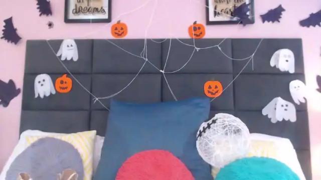 Image 10 of nahomiversage Stream on Chaturbate on 27 months ago