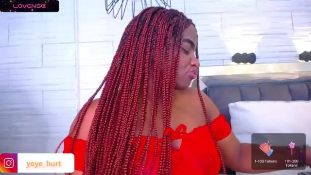 Image 6 of nahomye_taylor Stream on Chaturbate on 15 months ago