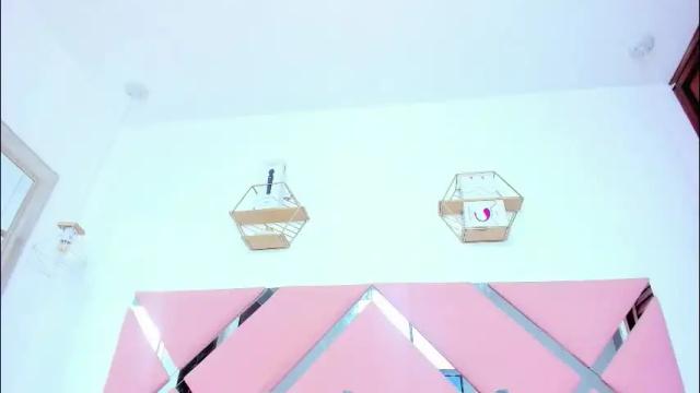 Image 2 of nahomygrey_ Stream on Chaturbate on 21 days ago