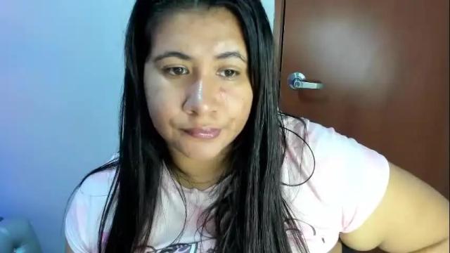 Image 2 of naia_karter Stream on Chaturbate on 1 month ago