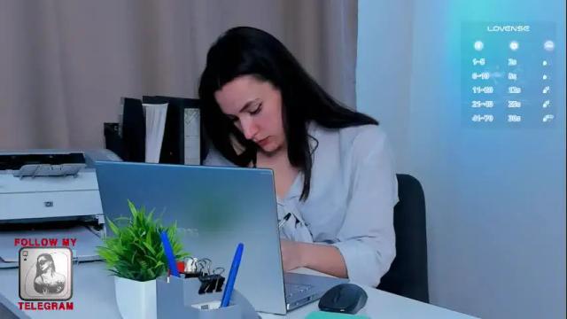 Thumbnail 2, naiamo's Stream at Chaturbate, 1 month ago