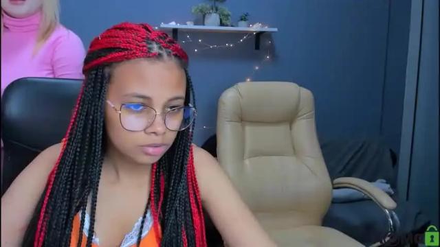 Image 2 of naiba_sky Stream on Chaturbate on 16 months ago