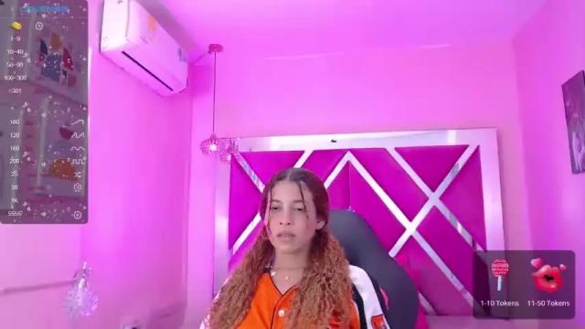 Image 11 of nailah_18 Stream on Chaturbate on 20 months ago