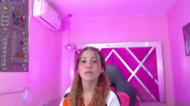 Image 12 of nailah_18 Stream on Chaturbate on 20 months ago