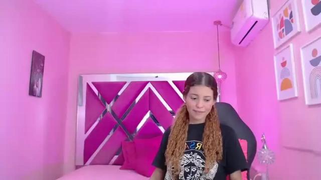 Thumbnail 2, nailah_18's Stream at Chaturbate, 19 months ago