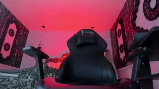 Image 10 of nailahard Stream on Chaturbate on 17 days ago