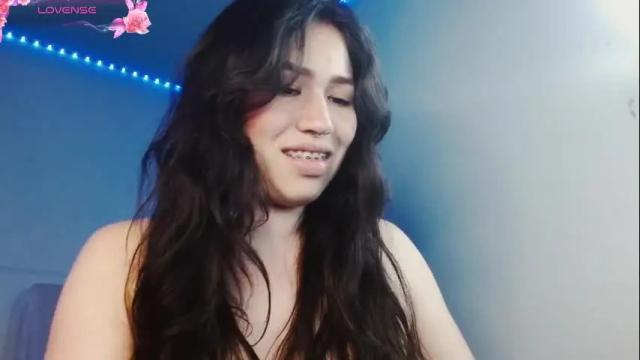 Image 3 of naileaa_ Stream on Chaturbate on 2 months ago