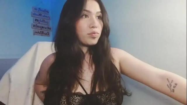 Image 11 of naileaa_ Stream on Chaturbate on 1 month ago