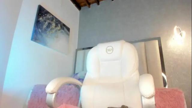 Image 12 of nainadeivis Stream on Chaturbate on 1 month ago