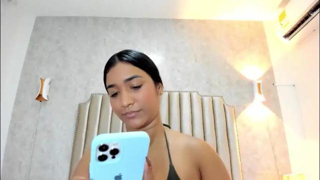 Image 12 of naisharousell Stream on Chaturbate on 2 months ago