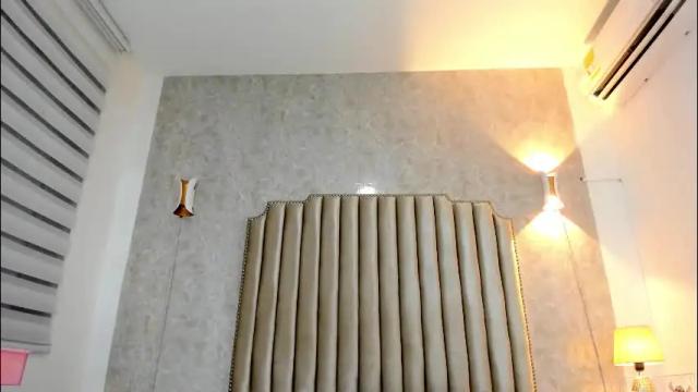 Image 2 of naisharousell Stream on Chaturbate on 1 month ago