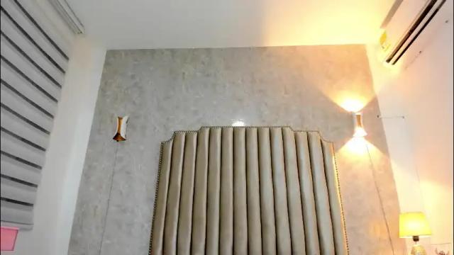 Image 4 of naisharousell Stream on Chaturbate on 1 month ago