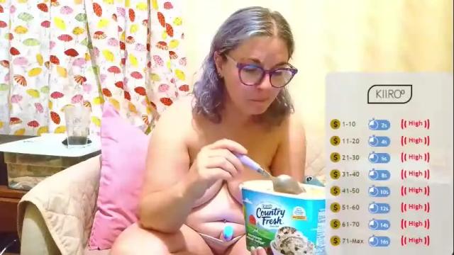 Thumbnail 1, nakedcrafts's Stream at Chaturbate, 1 month ago