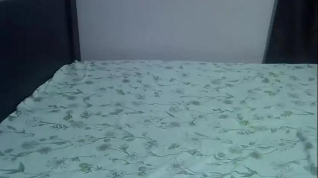 Image 3 of nalics9 Stream on Chaturbate on 9 days ago