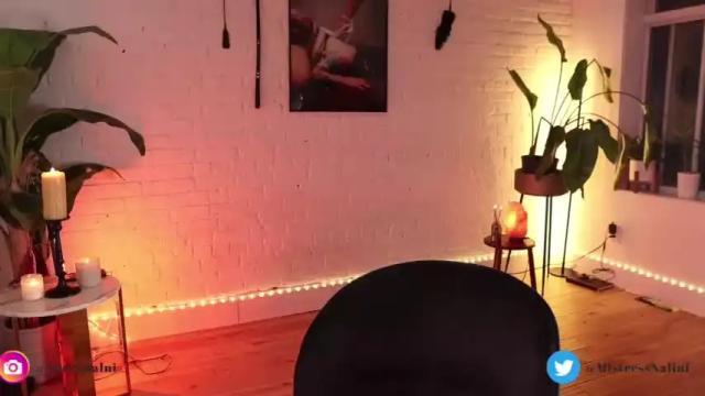 Image 8 of nalinilive Stream on Chaturbate on 15 months ago