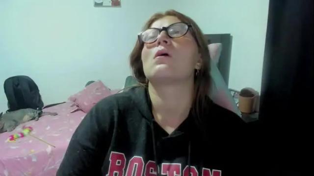 Image 3 of namibecker Stream on Chaturbate on 1 month ago