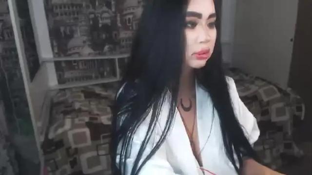 Image 12 of namimoore Stream on Chaturbate on 14 months ago