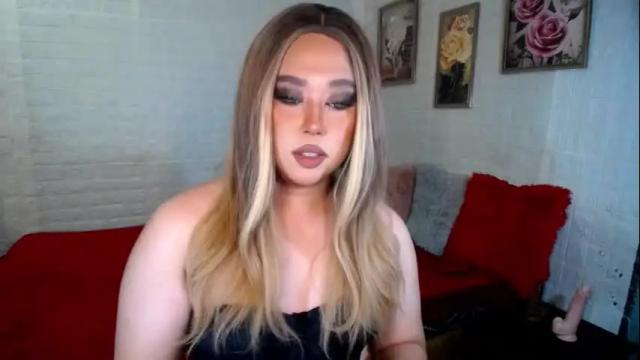 Image 8 of nammy_cage Stream on Chaturbate on 19 months ago